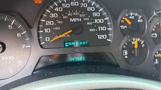 2003 Chevrolet TrailBlazer LS - Interior Instrument Cluster / Odometer Image